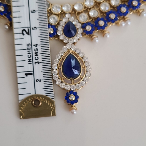 Necklace Set NIB - Picture 7 of 12